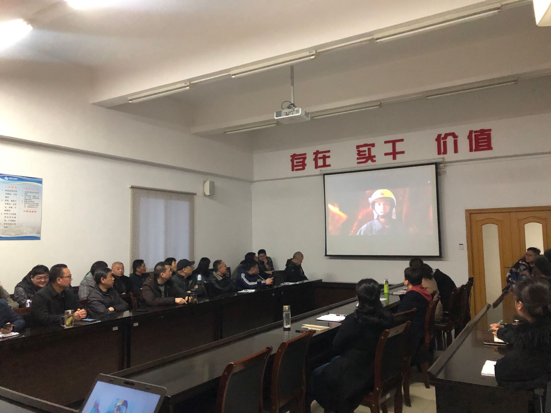 QQ图片20110824081114.jpg